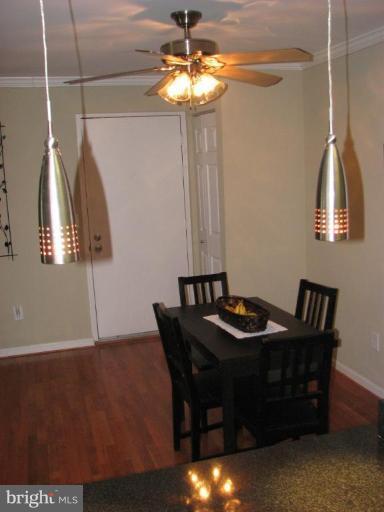 14901 Rydell Road, Unit 302 Centreville, VA 20121 - Photo 9 of 13 Dining Room