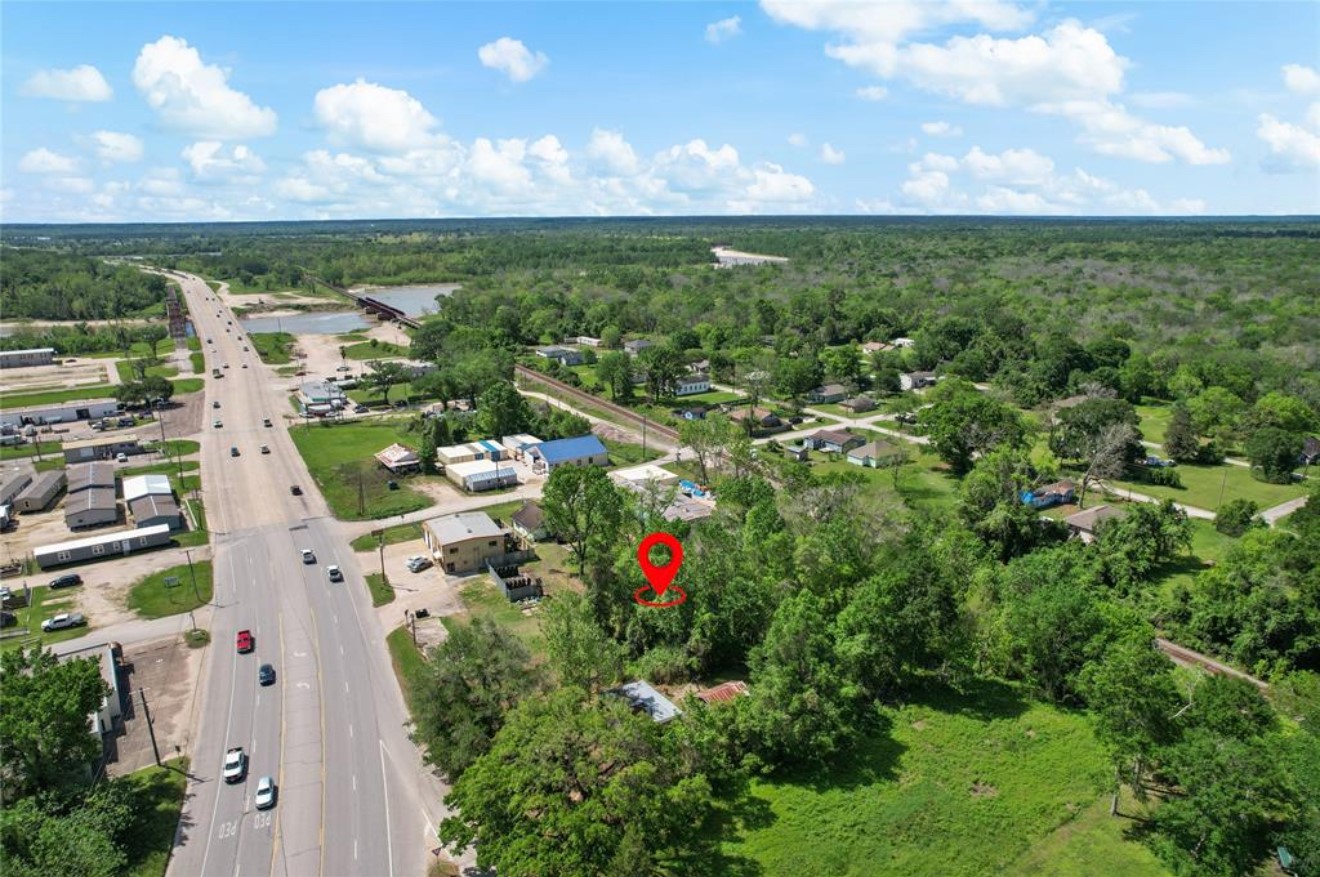 Tbd Tbd Us-90 Liberty, TX 77575 - Photo 4 of 4 a view of a city