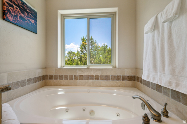 755 South Zion Ridge Drive Orderville, UT 84758 - Photo 75 of 84 Bathroom with a tub with jets