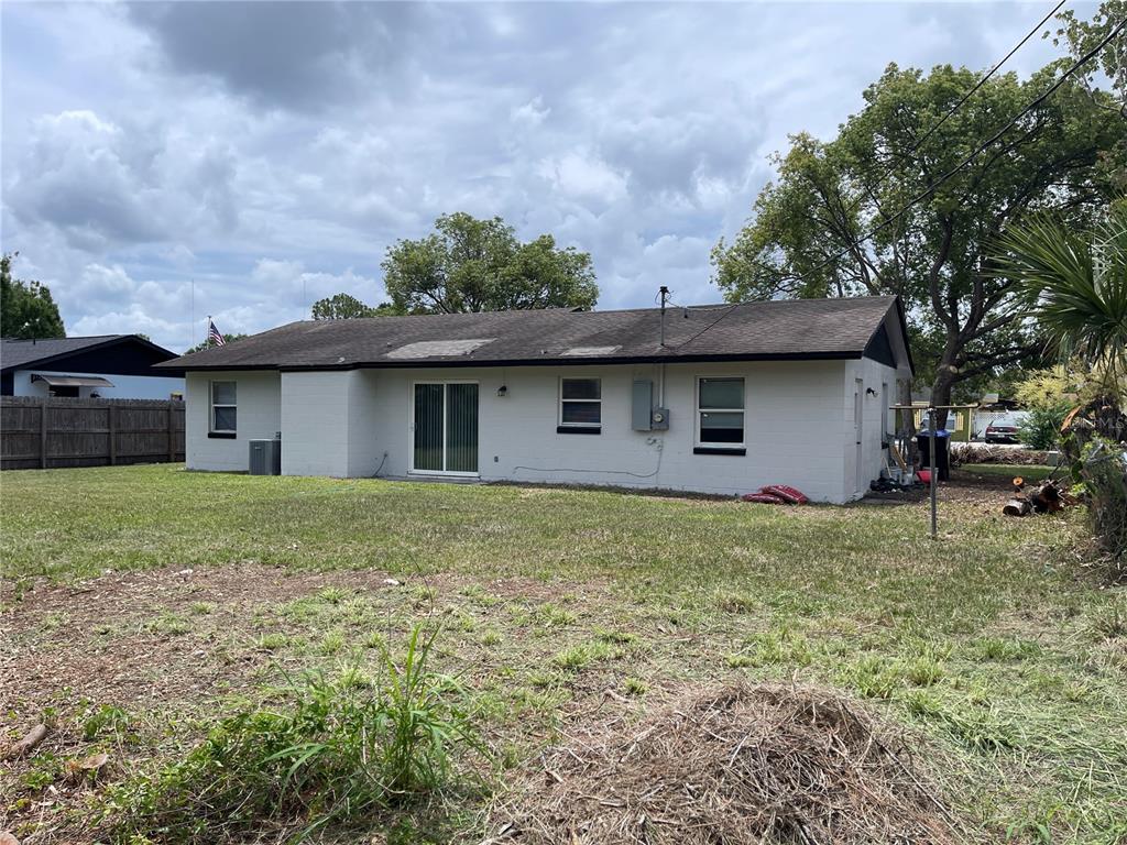 4321 Chateau Road Orlando, FL 32808 - Photo 4 of 26