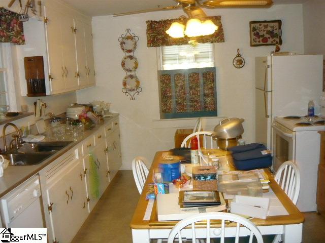 420 Runnymede Road Pickens, SC 29671 - Photo 6 of 12 Gallery Image 6