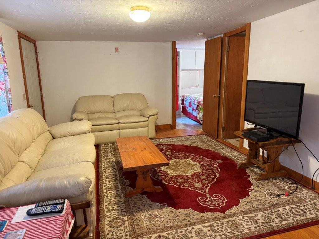 48 Spa Road Danbury, NH 03230 - Photo 11 of 38