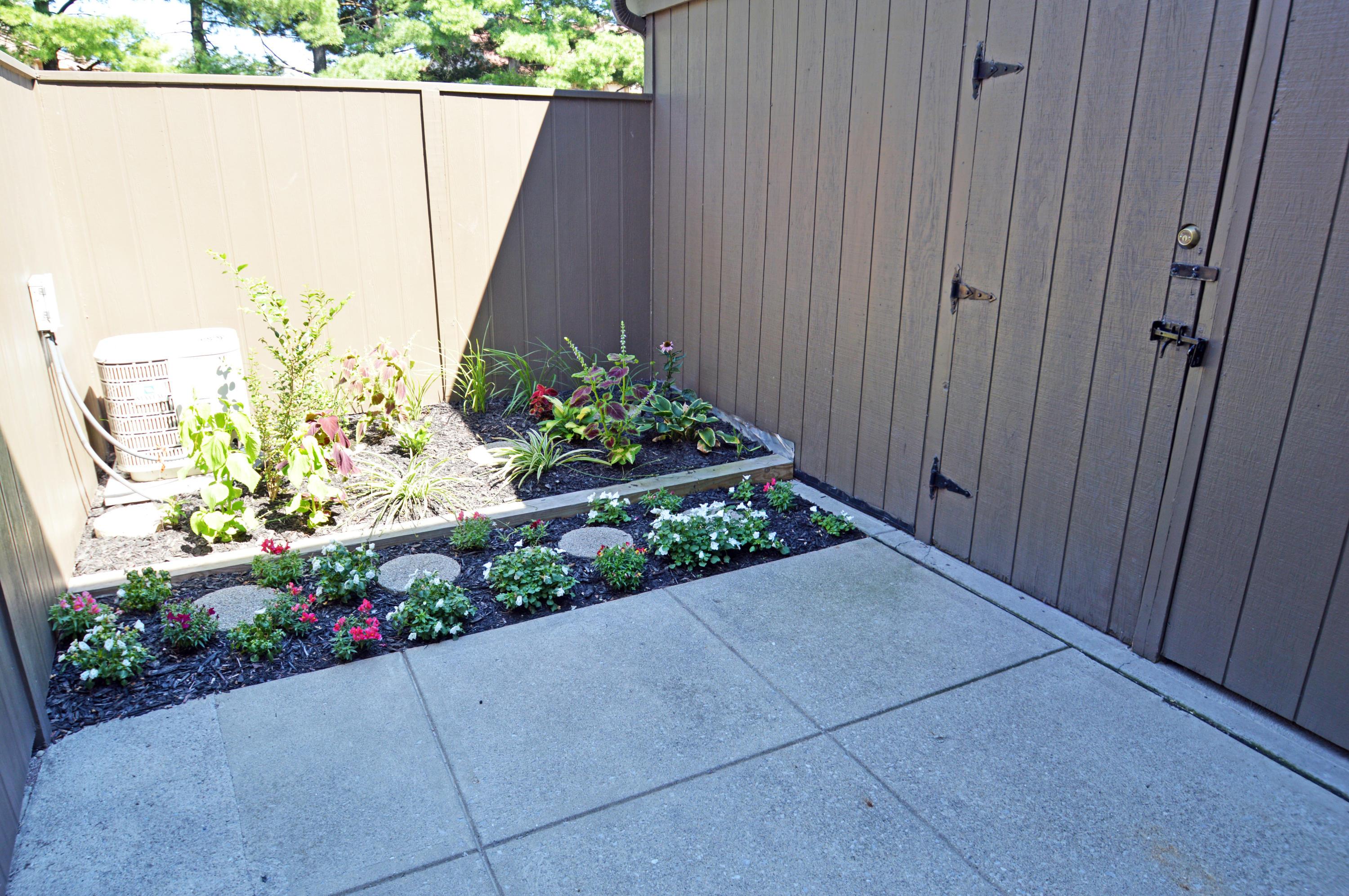5251 Ruthton Road, Unit 63 Columbus, OH 43220 - Photo 12 of 43 Gallery Image 12