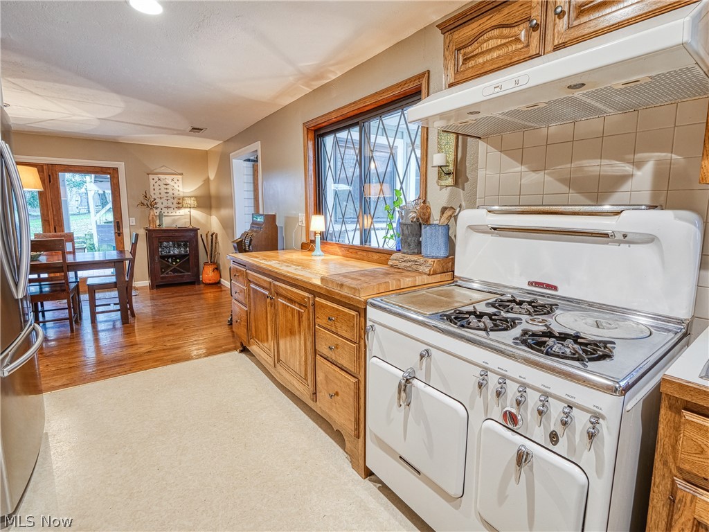 328 Reimer Road Wadsworth, OH 44281 - Photo 11 of 35 Gallery Image 11