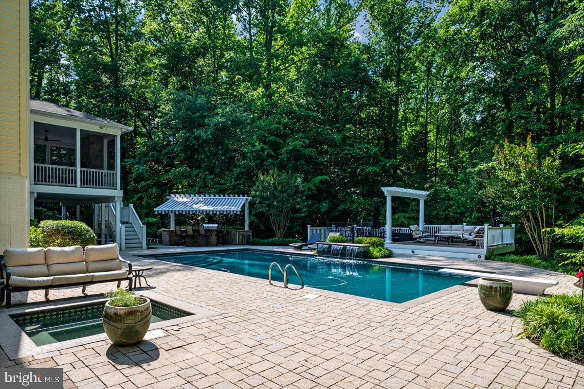 860 Governor Bridge Road Davidsonville, MD 21035 - Photo 38 of 68 Side view of pool