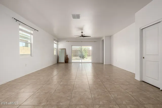 $395,000 | 5267 East Diatomite Drive, San Tan Valley, AZ 85143