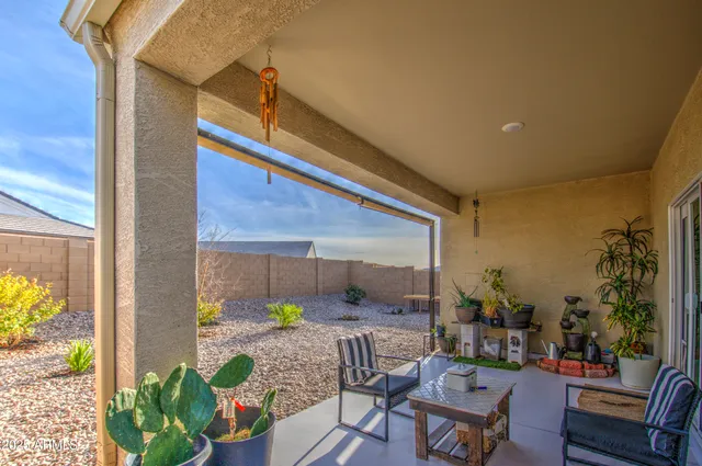 $395,000 | 5267 East Diatomite Drive, San Tan Valley, AZ 85143