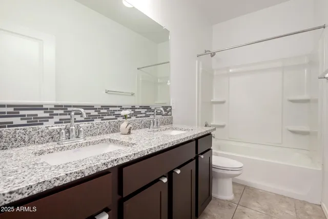 $395,000 | 5267 East Diatomite Drive, San Tan Valley, AZ 85143