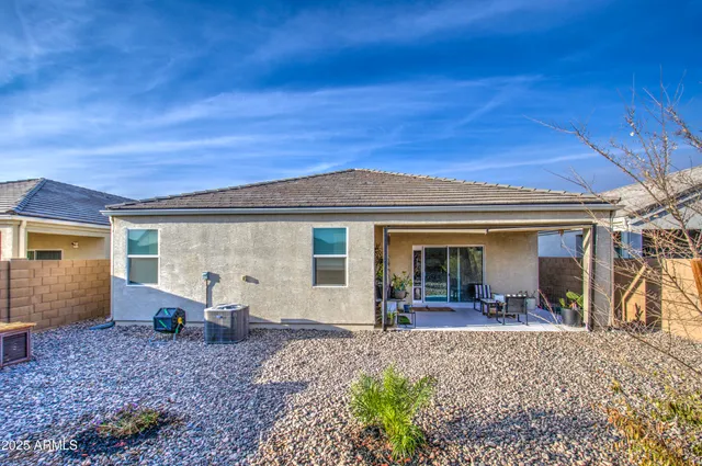 $395,000 | 5267 East Diatomite Drive, San Tan Valley, AZ 85143