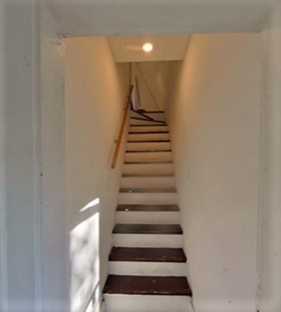 272-2 Nevada Street, Unit 2 Newton, MA 02460 - Photo 15 of 28 a view of entryway