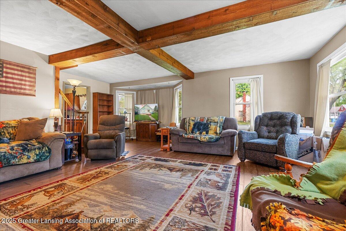 900 Dunlap Street Lansing, MI 48910 - Photo 8 of 30 Livingroom, with beamed ceilings