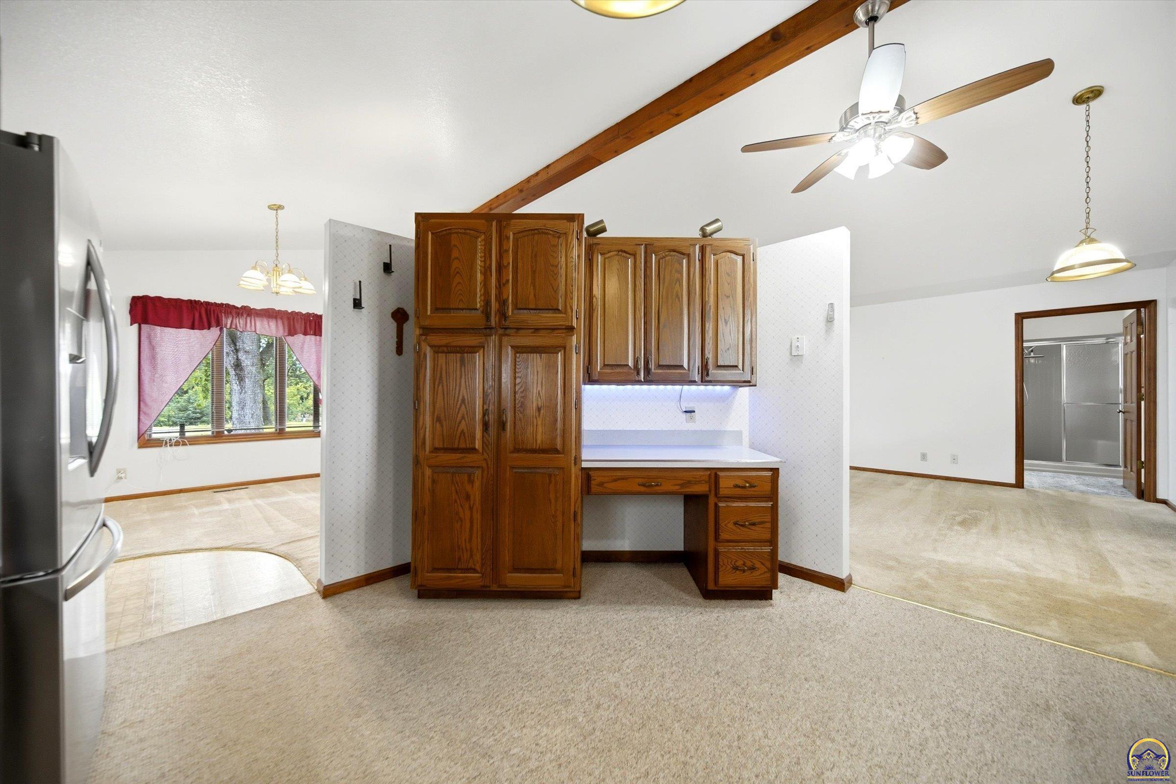 6824 Northwest Nickell Road Topeka, KS 66618 - Photo 10 of 20