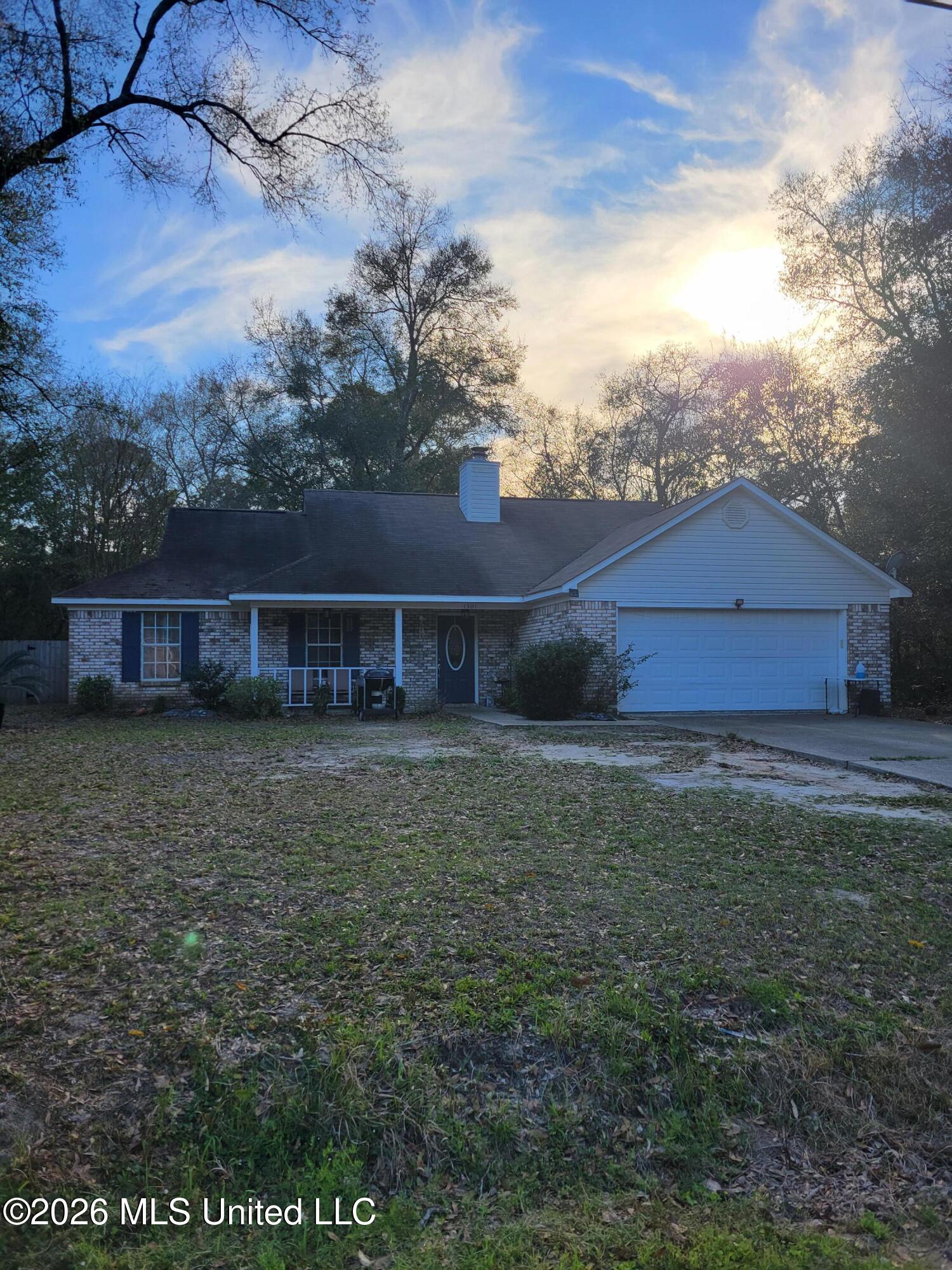 1301 Spruce Street Ocean Springs, MS 39564 - Photo 2 of 24 01
