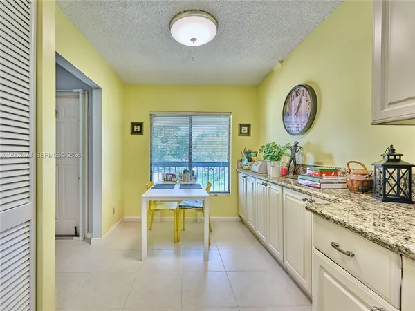 $2,500 | 10143 Mangrove Drive, Unit 303, Boynton Beach, FL 33437
