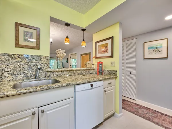 $2,500 | 10143 Mangrove Drive, Unit 303, Boynton Beach, FL 33437