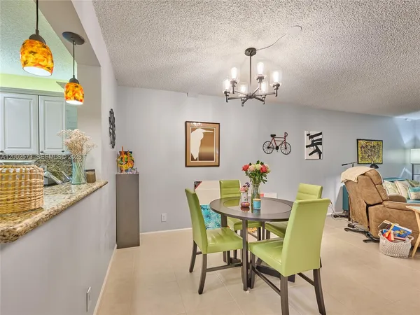 $2,500 | 10143 Mangrove Drive, Unit 303, Boynton Beach, FL 33437