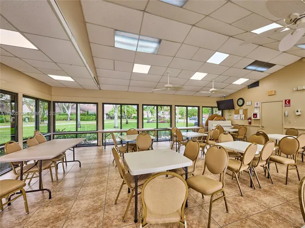 $2,500 | 10143 Mangrove Drive, Unit 303, Boynton Beach, FL 33437