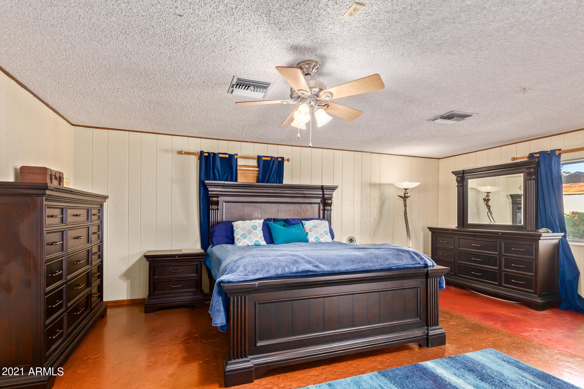 3736 West Charter Oak Road Phoenix, AZ 85029 - Photo 15 of 40 0015-15 - Charter Oak