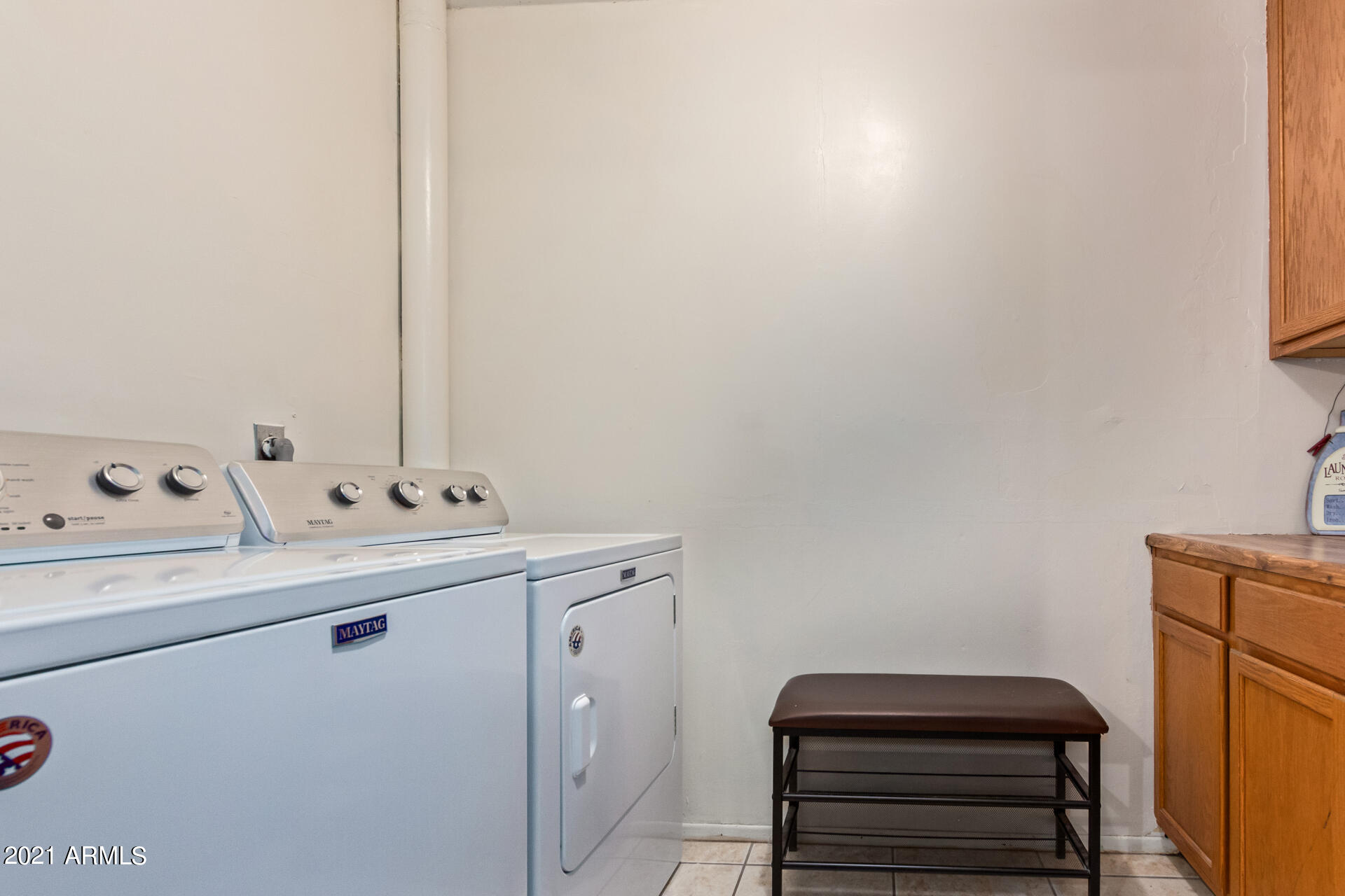 3736 West Charter Oak Road Phoenix, AZ 85029 - Photo 29 of 40 LAUNDRY ROOM