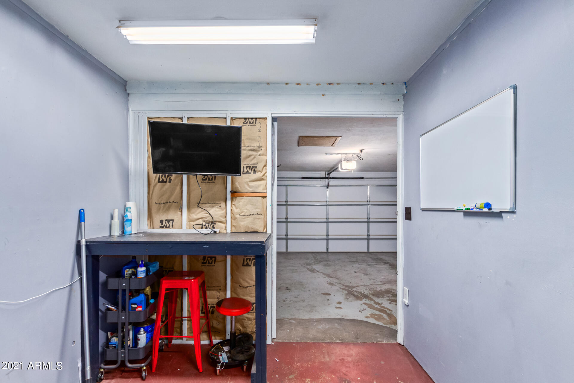 3736 West Charter Oak Road Phoenix, AZ 85029 - Photo 31 of 40 WORKSHOP/GARAGE