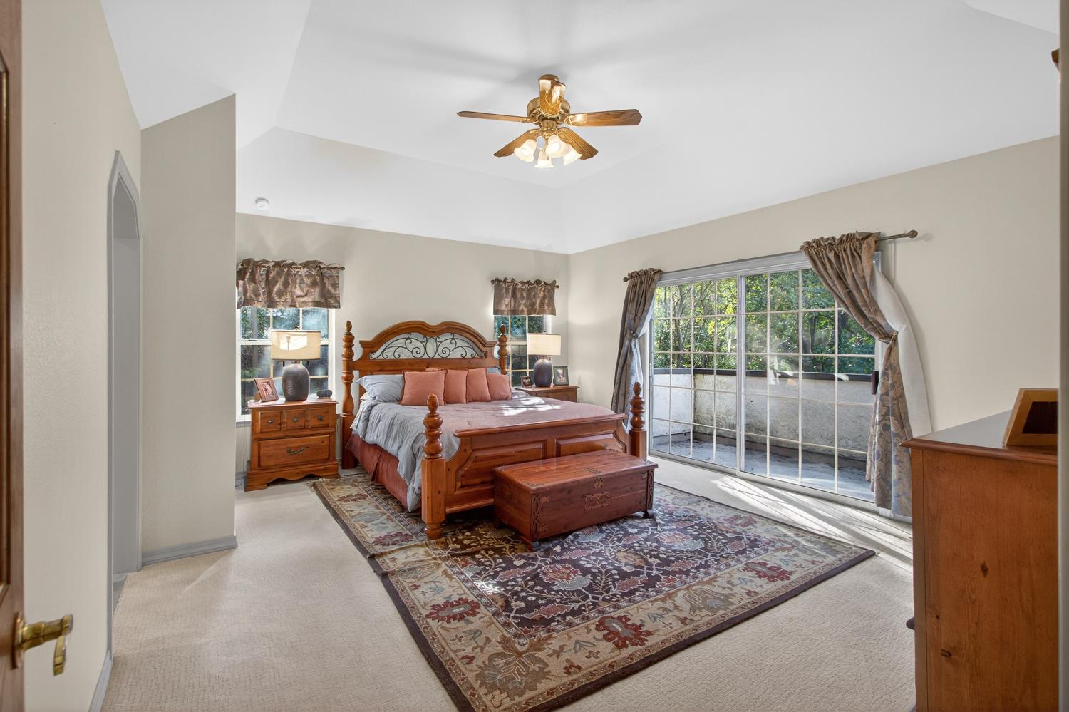 8681 Winding Way Fair Oaks, CA 95628 - Photo 30 of 87