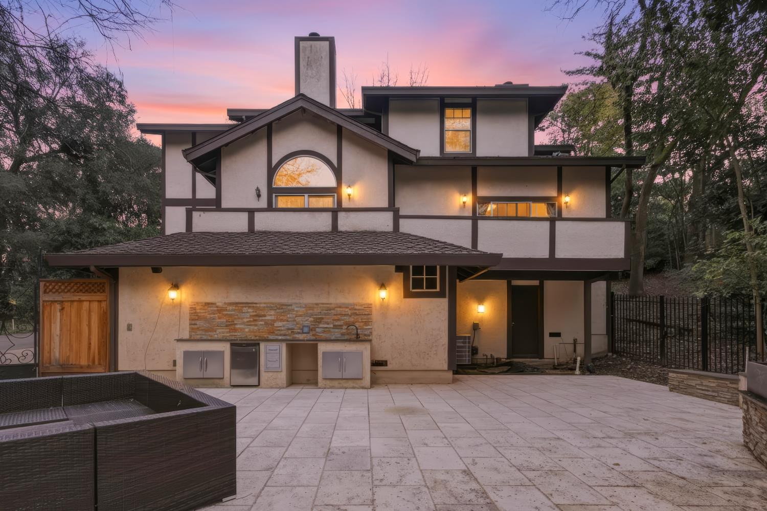 8681 Winding Way Fair Oaks, CA 95628 - Photo 3 of 87