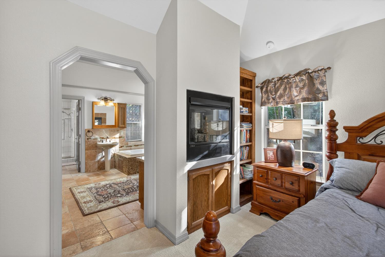 8681 Winding Way Fair Oaks, CA 95628 - Photo 33 of 87 a living room with furniture and a large window
