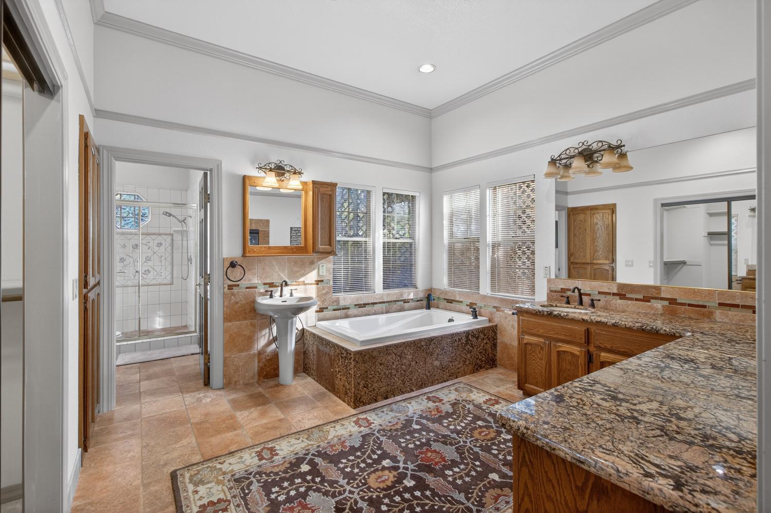 8681 Winding Way Fair Oaks, CA 95628 - Photo 34 of 87