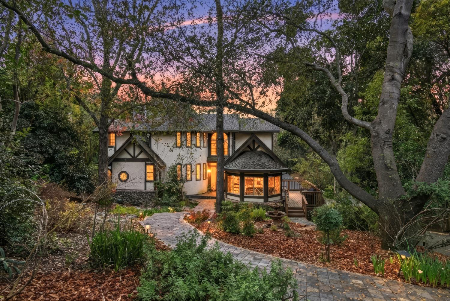 8681 Winding Way Fair Oaks, CA 95628 - Photo 4 of 87 a front view of a house with garden