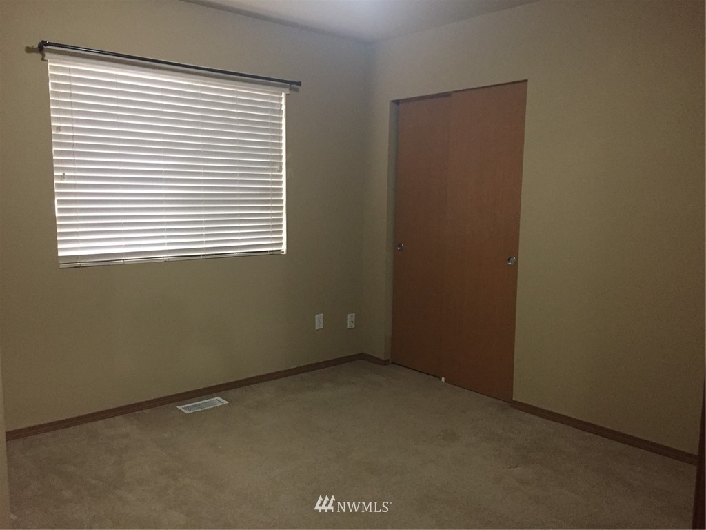 628 Rivenhurst Street Bremerton, WA 98310 - Photo 14 of 18 Gallery Image 14