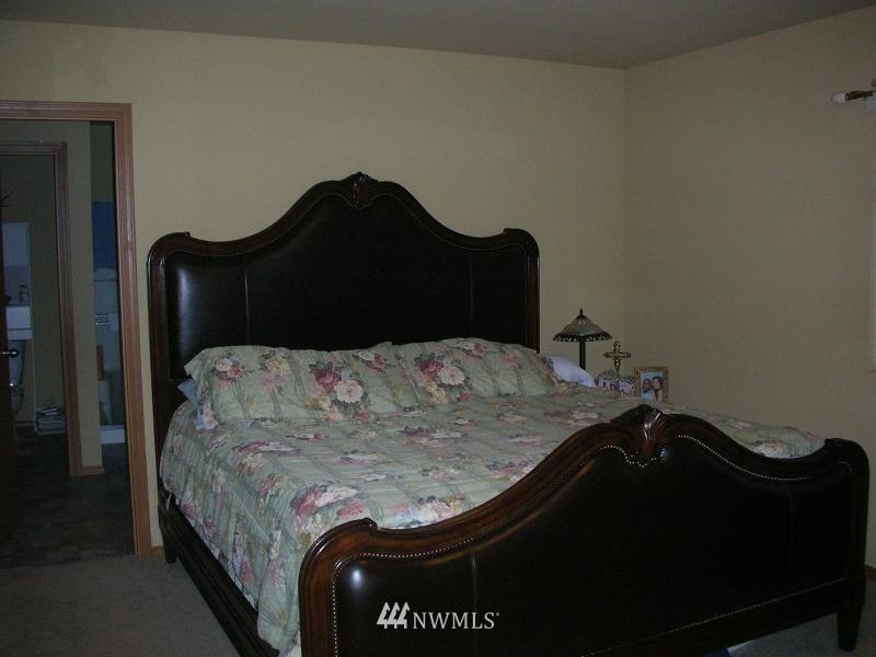 628 Rivenhurst Street Bremerton, WA 98310 - Photo 16 of 18 Gallery Image 16