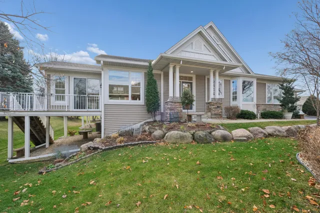 $699,900 | 3832 Linden Drive East, Medina, MN 55340