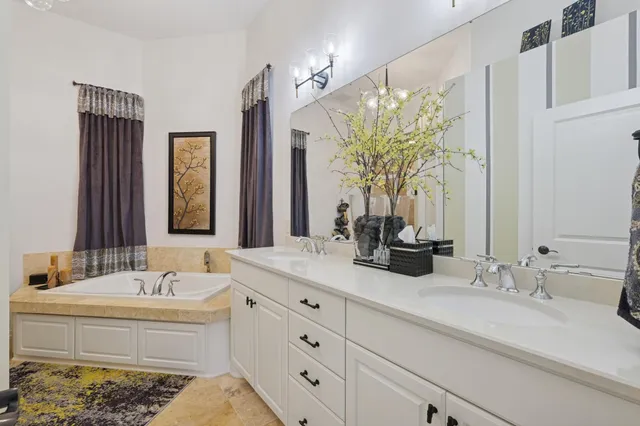 $699,900 | 3832 Linden Drive East, Medina, MN 55340