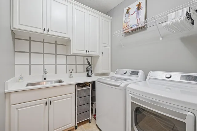 $699,900 | 3832 Linden Drive East, Medina, MN 55340