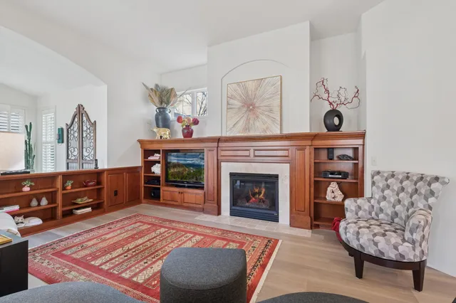 $699,900 | 3832 Linden Drive East, Medina, MN 55340