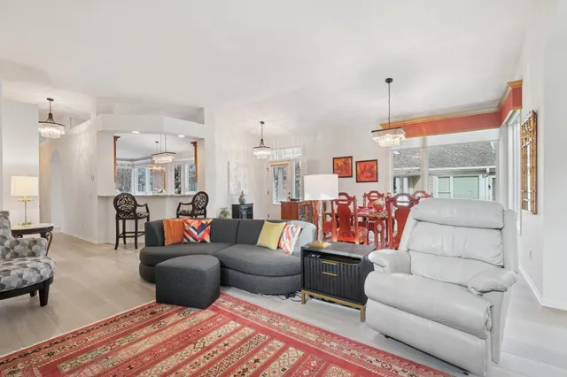 $699,900 | 3832 Linden Drive East, Medina, MN 55340