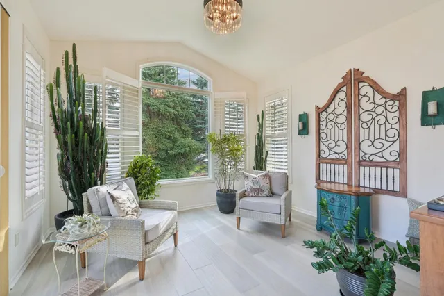 $699,900 | 3832 Linden Drive East, Medina, MN 55340