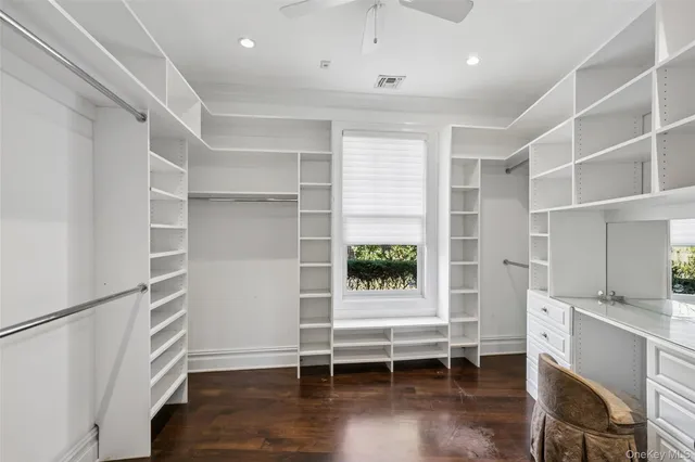 $3,299,999 | 3 The Brae, Woodbury, NY 11797