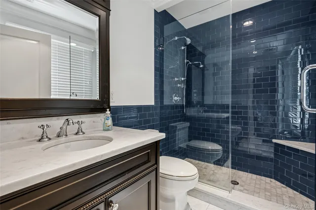 $3,299,999 | 3 The Brae, Woodbury, NY 11797