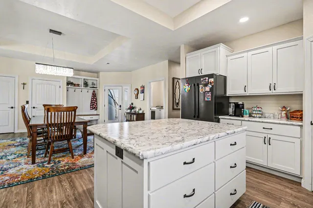 $549,900 | 1518 Manfred Drive, Luverne, MN 56156