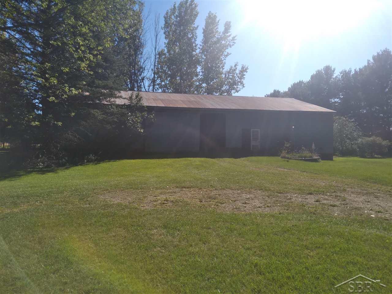 15573 West Ridge Road Oakley, MI 48649 - Photo 4 of 25