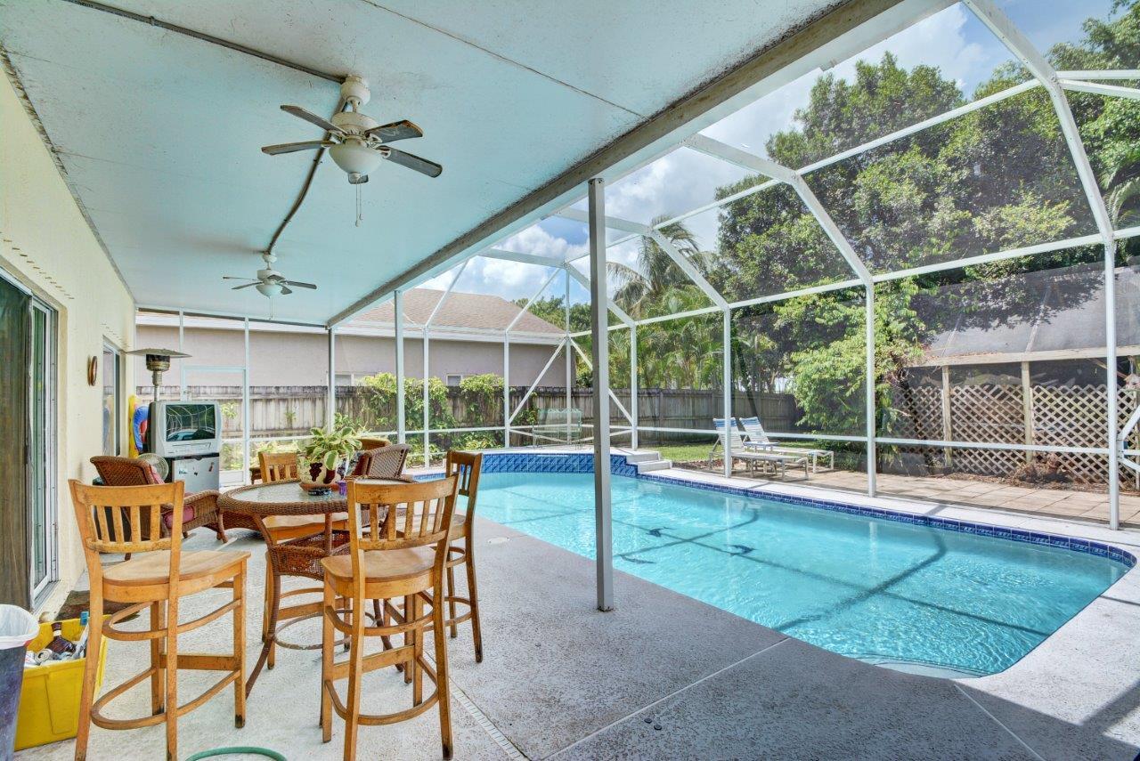 2414 Southeast Springtree Place Stuart, FL 34997 - Photo 26 of 28 Springtree pool 3