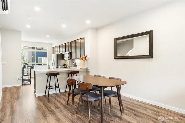 $598,500 | 14925 44th Avenue West, Unit C4, Lynnwood, WA 98087