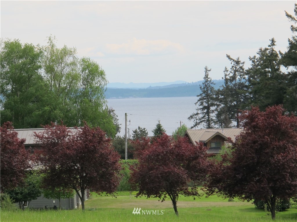 998 Summer Road Freeland, WA 98249 - Photo 3 of 13 Gallery Image 3