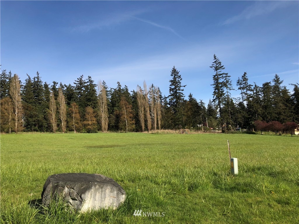 998 Summer Road Freeland, WA 98249 - Photo 8 of 13 Gallery Image 8