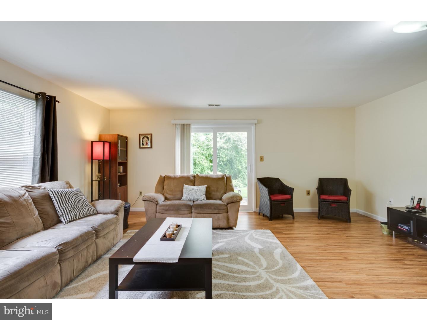 18 Pebble Road East Windsor, NJ 08520 - Photo 3 of 25 Living Room