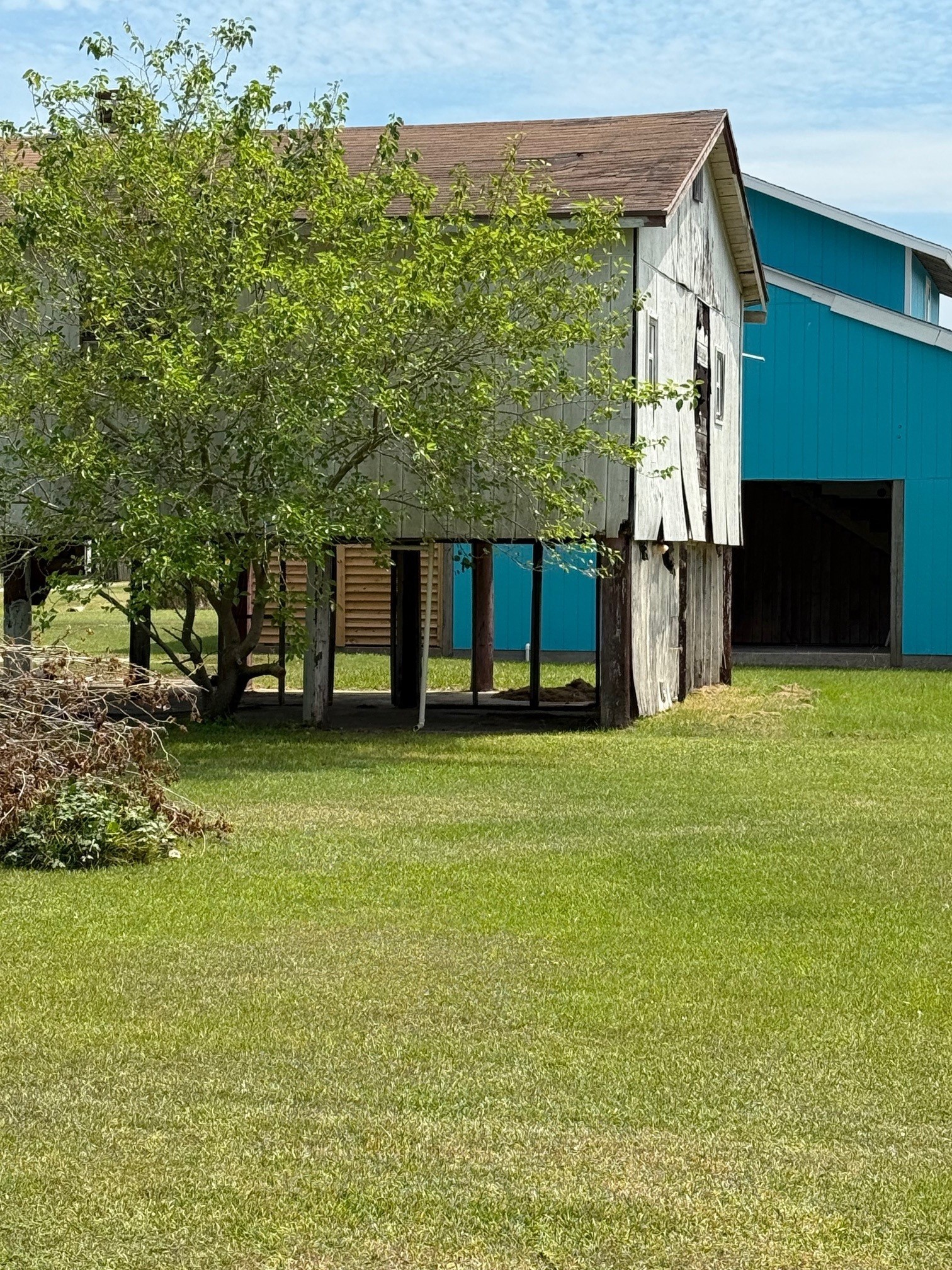 1067 E Road Crystal Beach, TX 77650 - Photo 2 of 4