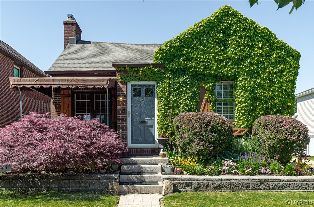 354 Wardman Road Tonawanda, NY 14217 - Photo 3 of 48