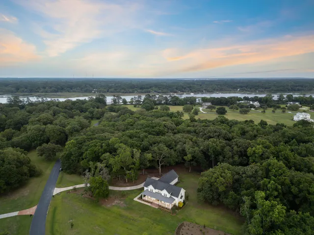 $1,885,000 | 2962 Anchor Watch Drive, Wadmalaw Island, SC 29487