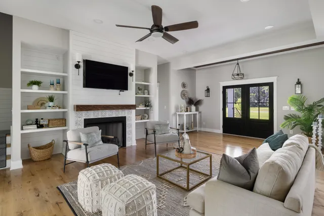 $1,885,000 | 2962 Anchor Watch Drive, Wadmalaw Island, SC 29487